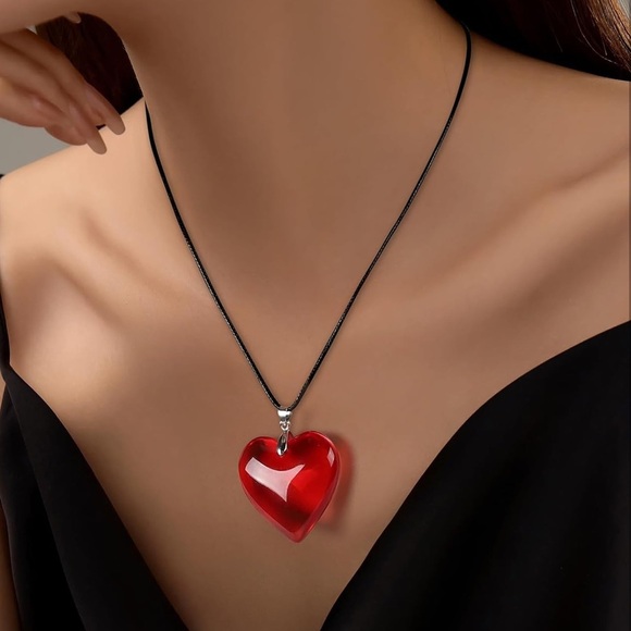 Glass heart choker with red heart Valentines Day - Picture 3 of 3